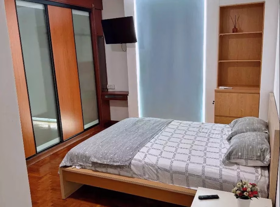 单间出租 • 红山 •  Maysprings • S$1650 • 住宅公寓 • 主人房 照片