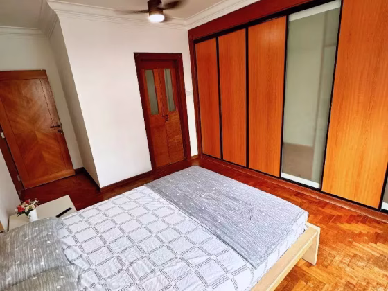 单间出租 • 红山 •  Maysprings • S$1650 • 住宅公寓 • 主人房 照片