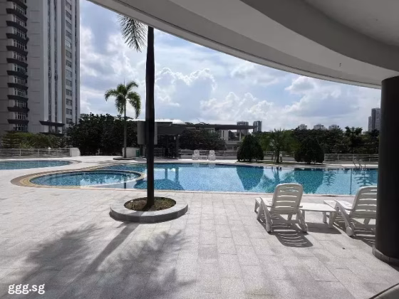 单间出租 • 红山 •  Maysprings • S$1650 • 住宅公寓 • 主人房 照片