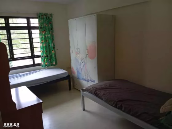 单间出租 • 林厝港 • 268C Boon Lay Drive • S$1000 • 3房(2臥室) • 普通房 照片