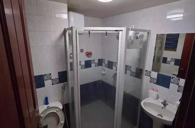 单间出租 • 林厝港 • 677A Jurong West Street 64 • S$1200 • 4房(3臥室) • 普通房