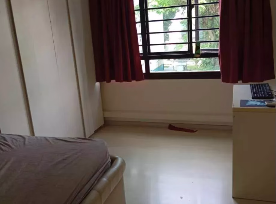 单间出租 • 林厝港 • 268C Boon Lay Drive • S$600 • 5房(4臥室) • 普通房 照片