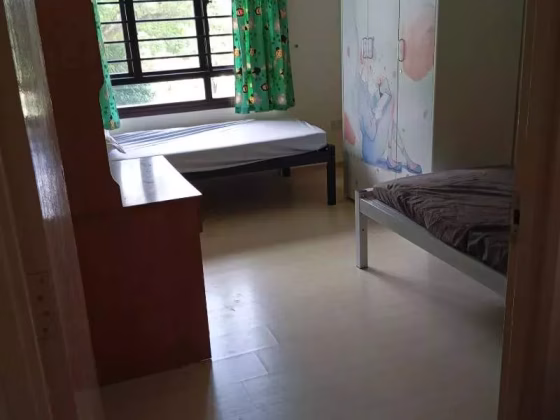 单间出租 • 林厝港 • 268C Boon Lay Drive • S$600 • 5房(4臥室) • 普通房 照片