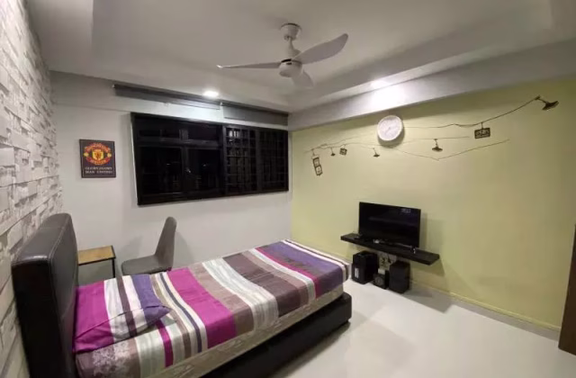 单间出租 • 武吉知马 • 118 Bedok North Street 2 • S$1000 • 3房(2臥室) • 普通房