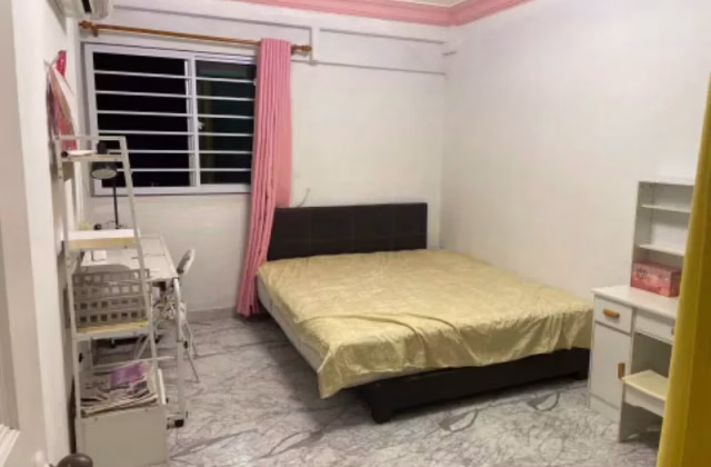 单间出租 • 西部集水区 • 909 Tampines Avenue 4 • S$1100 • 4房(3臥室) • 普通房