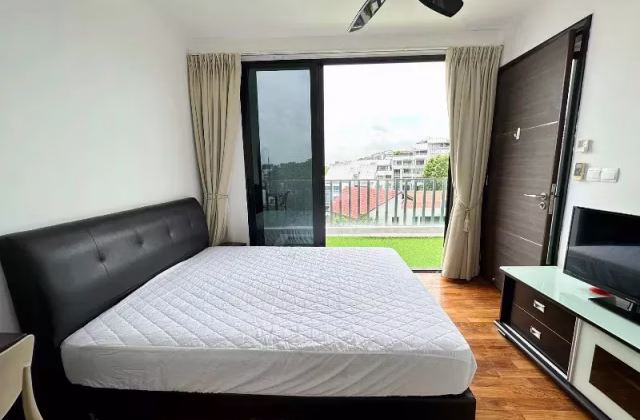 单间出租 • 蔡厝港 •  Viva Vista • S$2600 • 住宅公寓 • 主人房