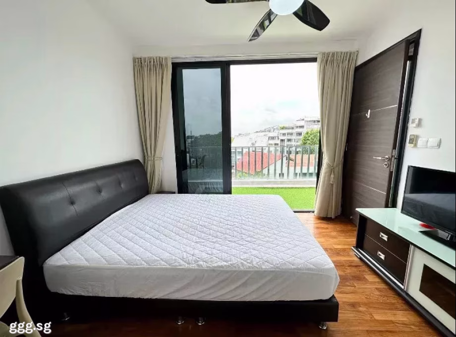 单间出租 • 蔡厝港 •  Viva Vista • S$2600 • 住宅公寓 • 主人房 照片