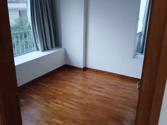 整套出租 • 新邦 •  9 Seraya Lane • S$4000 • 住宅公寓 • 775ft² / 71m² 照片