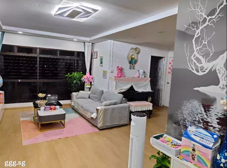 单间出租 • 林厝港 • 659B Jurong West Street 65 • S$1200 • 5房(4臥室) • 普通房 照片