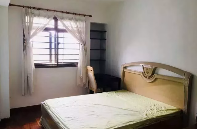 单间出租 • 巴耶利峇 • 64 Teban Gardens Road • S$900 • 4房(3臥室) • 普通房