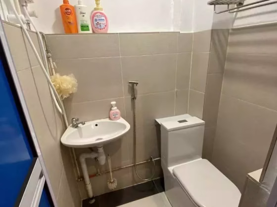 单间出租 • 梧槽 •  Wilkie Studio • S$1200 • 联排排屋 • 主人房 照片