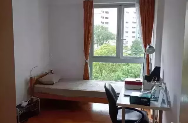 单间出租 • 武吉巴督 •  Hillview Regency • S$1250 • 住宅公寓 • 普通房