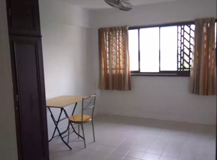 整套出租 • 新加坡河 • 320 Hougang Avenue 5 • S$3700 • 5房(4臥室) • 1100ft² / 102m² 照片