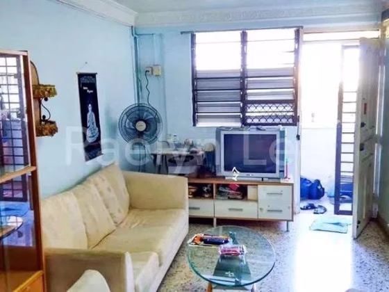 单间出租 • 马林百列 • 10 Lorong 7 Toa Payoh • S$1200 • 3房(2臥室) • 主人房 照片