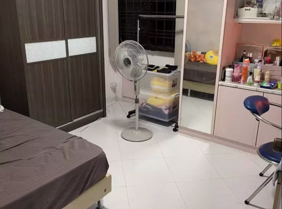 单间出租 • 三巴旺 • 736 Woodlands Circle • S$900 • 4房(3臥室) • 普通房 照片