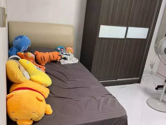 单间出租 • 三巴旺 • 736 Woodlands Circle • S$900 • 4房(3臥室) • 普通房 照片