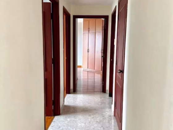 单间出租 • 芽笼 •  Yew Mei Green • S$1900 • 住宅公寓 • 主人房 照片