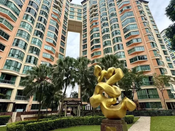 单间出租 • 芽笼 •  Yew Mei Green • S$1900 • 住宅公寓 • 主人房 照片