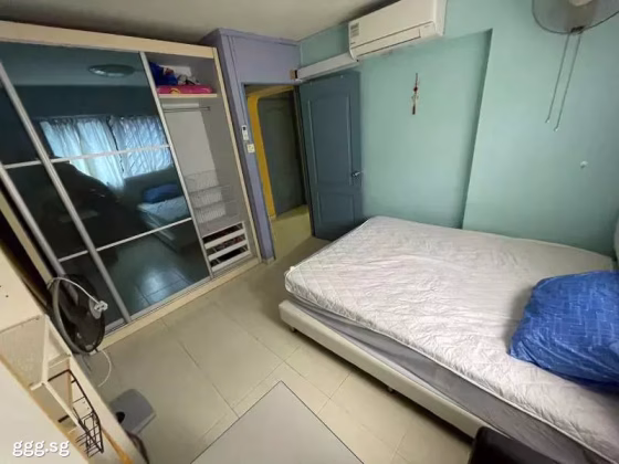 单间出租 • 梧槽 • 633 Yishun Street 61 • S$800 • 5房(4臥室) • 普通房 照片