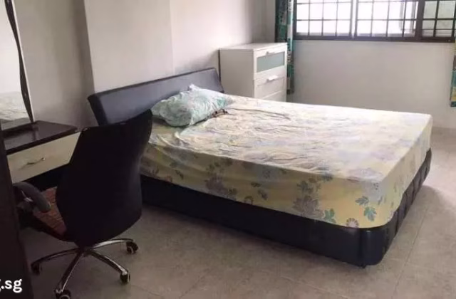 单间出租 • 林厝港 • 737 Jurong West Street 75 • S$1100 • 3房(2臥室) • 普通房