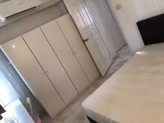 单间出租 • 林厝港 • 258 Boon Lay Drive • S$1100 • 4房(3臥室) • 普通房 照片