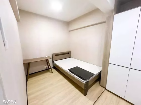 整套出租 • 武吉知马 •  Laguna Park • S$2500 • 住宅公寓 • 250ft² / 23m² 照片