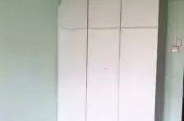 单间出租 • 林厝港 • 415 Jurong West Street 42 • S$1000 • 5房(4臥室) • 普通房