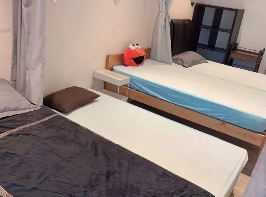 单间出租 • 樟宜湾 • 2 Jalan Kukoh • S$450 • 店屋 • 床位出租 照片