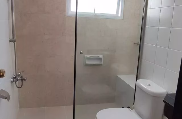 单间出租 • 博物馆 •  The Mornington • S$1800 • 住宅公寓 • 主人房
