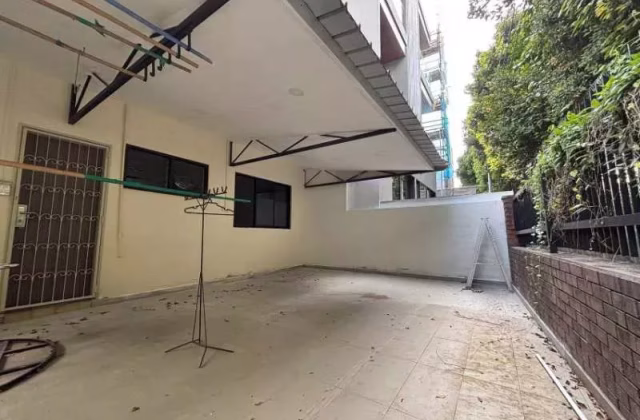 整套出租 • 武吉知马 •  Opera Estate • S$5000 • 联排排屋 • 