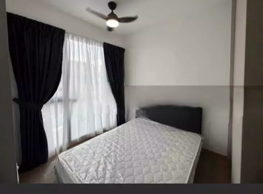 单间出租 • 西部集水区 •  Treasure At Tampines • S$1400 • 3房(2臥室) • 普通房 照片