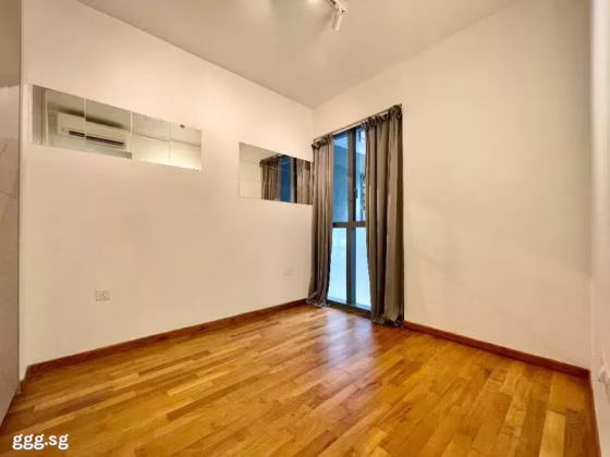房屋出售 • 南部群岛 •  Sophia Hills • S$1450000 • 住宅公寓 • 710ft² / 65m² 照片