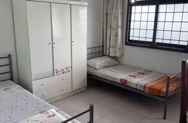整套出租 • 三巴旺 • 603 Woodlands Drive 42 • S$3500 • 3房(2臥室) • 148ft² / 13m²