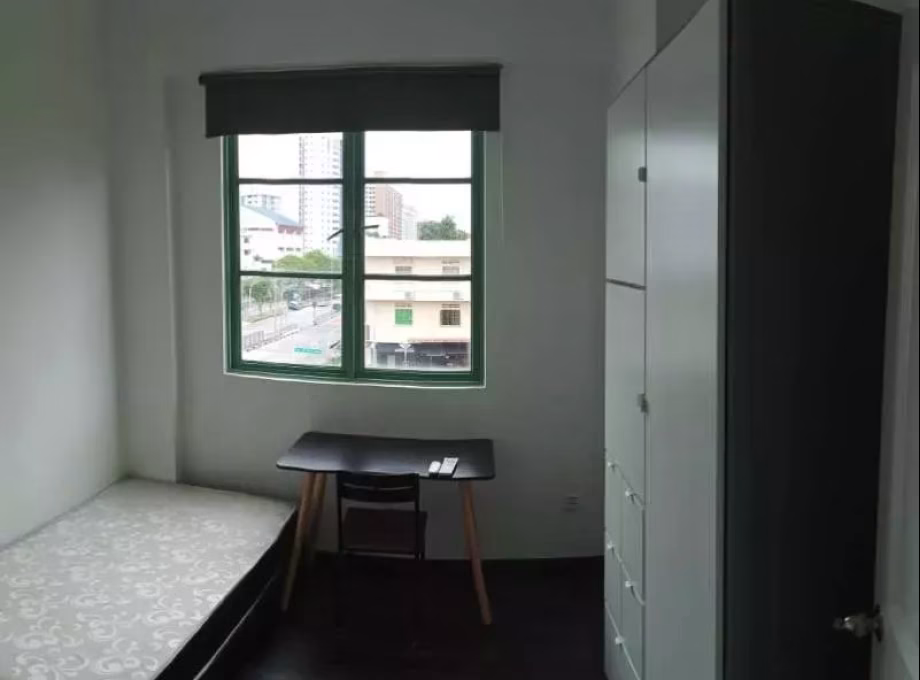 单间出租 • 欧南 •  The Sunny Spring • S$1150 • 住宅公寓 • 普通房 照片