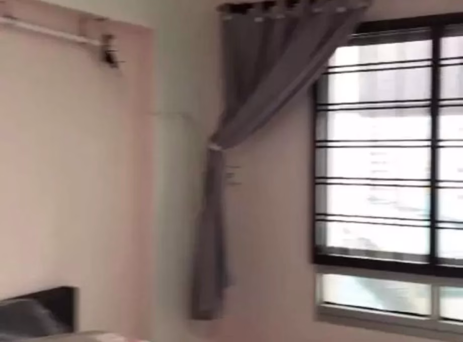 单间出租 • 林厝港 • 702 Jurong West Street 71 • S$800 • 5房(4臥室) • 普通房 照片