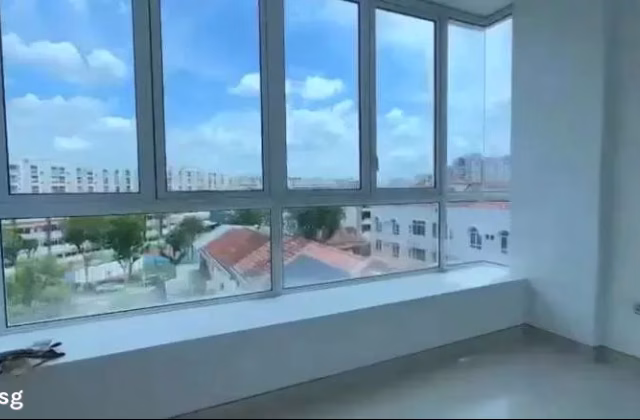 单间出租 • 新加坡河 •  Fiorenza • S$600 • 住宅公寓 • 床位出租