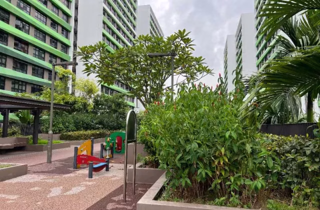 整套出租 • 西部集水区 • 605C Tampines Street 61 • S$3900 • 3房(2臥室) • 1206ft² / 112m²