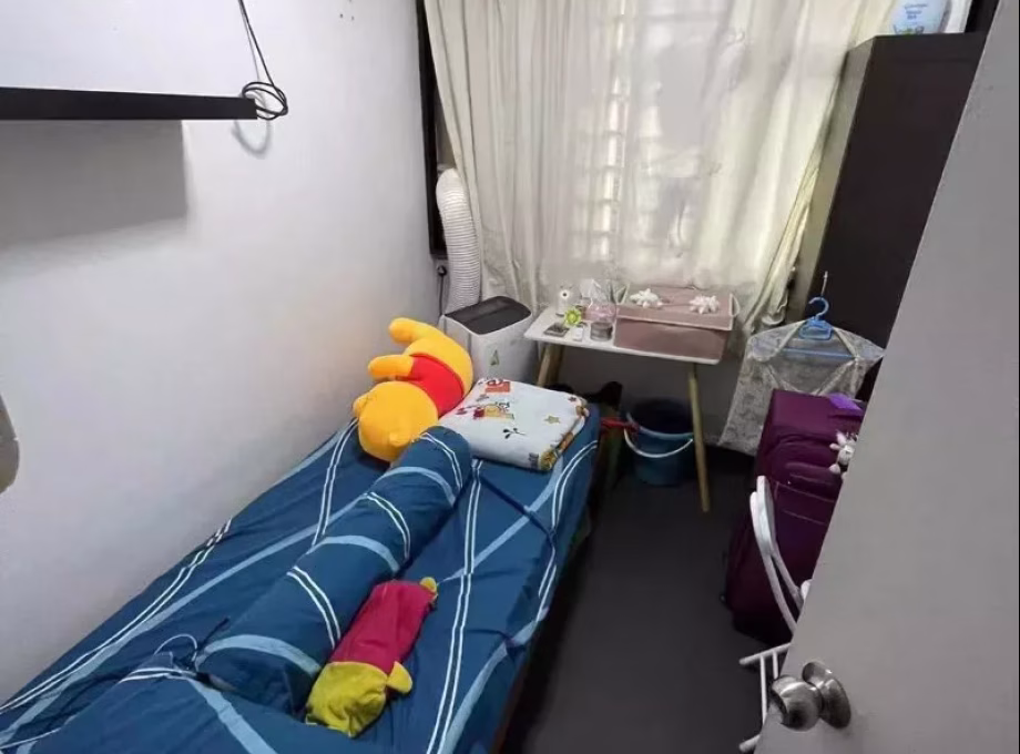 单间出租 • 金文泰 • 107 Jalan Bukit Merah • S$800 • 3房(2臥室) • 普通房 照片