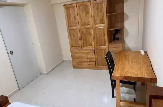 单间出租 • 林厝港 • 653A Jurong West Street 61 • S$1200 • 5房(4臥室) • 普通房