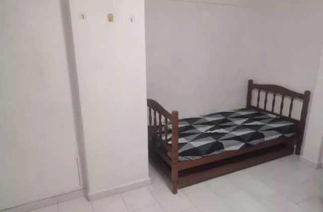 单间出租 • 乌节 • 221 Ang Mo Kio Avenue 1 • S$900 • 3房(2臥室) • 普通房