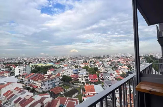 单间出租 • 新加坡河 •  The Florence Residences • S$1500 • 住宅公寓 • 普通房