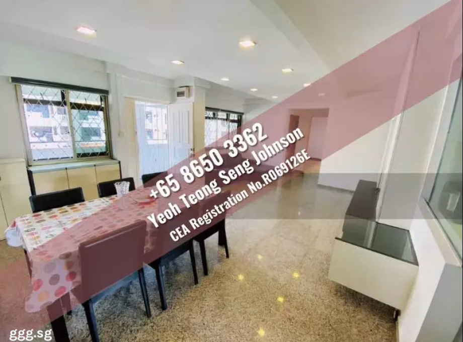 整套出租 • 马林百列 • 11 Lorong 8 Toa Payoh • S$3050 • 3房(2臥室) • 1109ft² / 103m² 照片