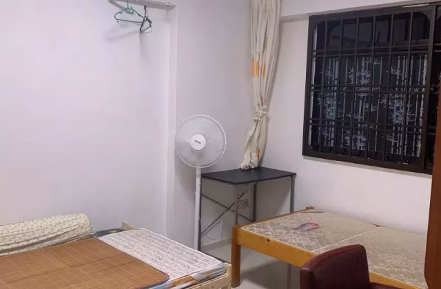 单间出租 • 林厝港 • 661C Jurong West Street 64 • S$900 • 4房(3臥室) • 普通房