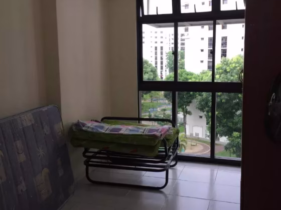 整套出租 • 三巴旺 • 523 Woodlands Drive 14 • S$3900 • 5房(4臥室) • 1367ft² / 126m² 照片
