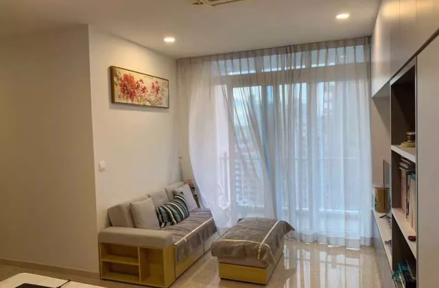 单间出租 • 纽顿 •  Prestige Heights • S$1300 • 住宅公寓 • 普通房