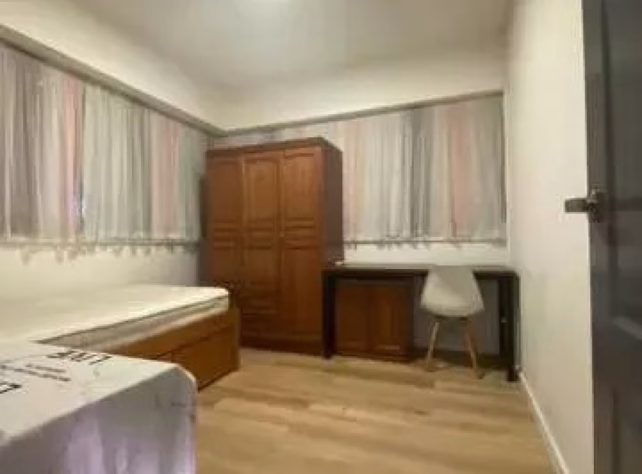 单间出租 • 武吉巴督 • 187 Bukit Batok West Avenue 6 • S$1000 • 4房(3臥室) • 普通房 照片