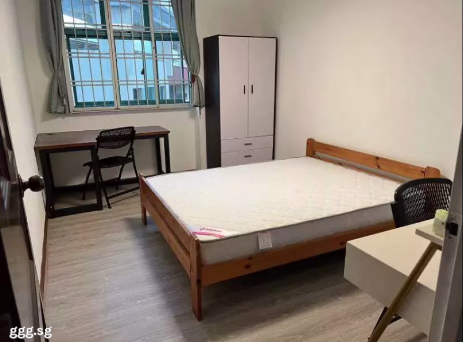 单间出租 • 三巴旺 • 690A Woodlands Drive 75 • S$800 • 5房(4臥室) • 普通房 照片