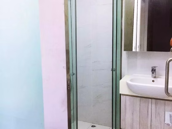 单间出租 • 欧南 •  Park 1 Suites • S$1680 • 住宅公寓 • 主人房 照片