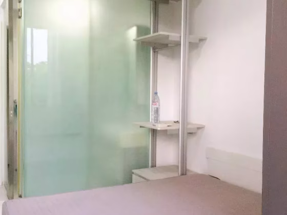 单间出租 • 欧南 •  Park 1 Suites • S$1680 • 住宅公寓 • 主人房 照片