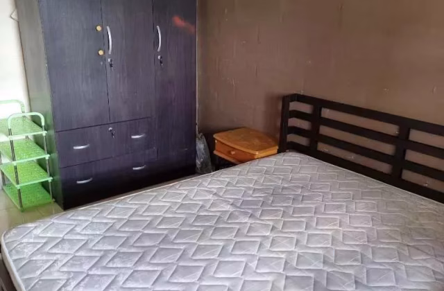 单间出租 • 纽顿 • 86 Whampoa Drive • S$1000 • 3房(2臥室) • 普通房